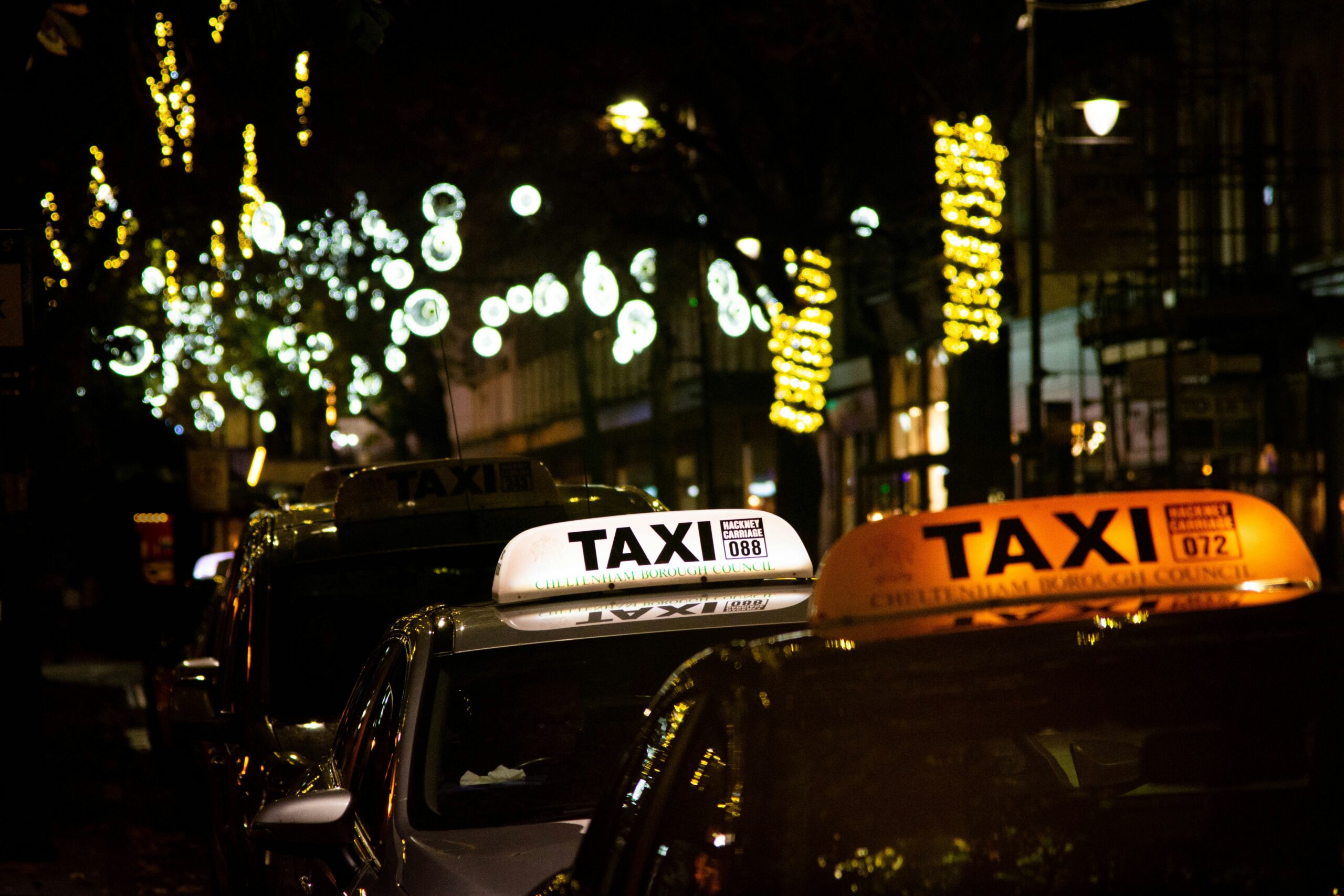 benefis of using a local taxi